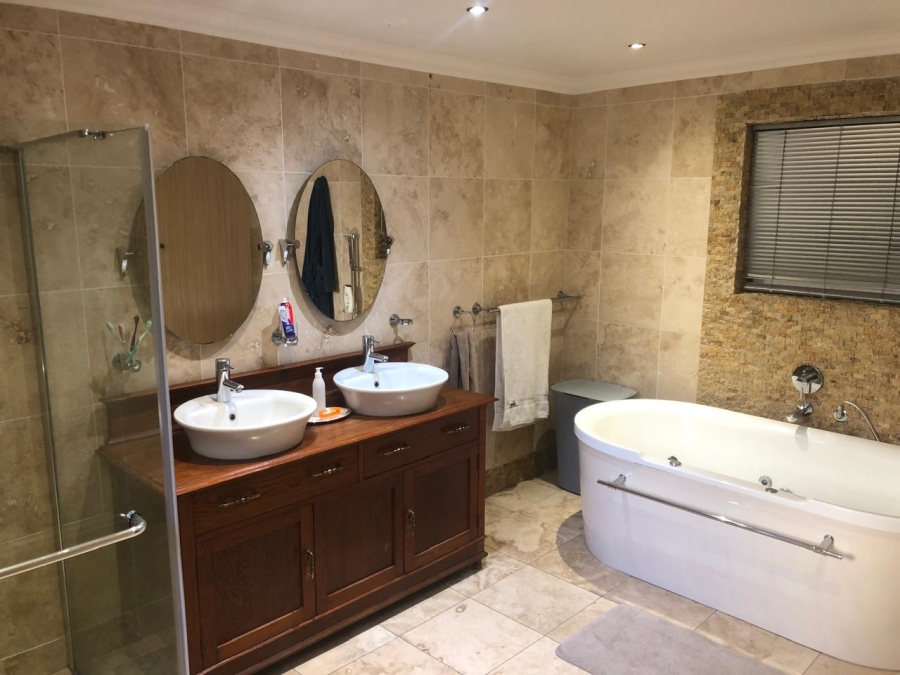 2 Bedroom Property for Sale in Berea Eastern Cape